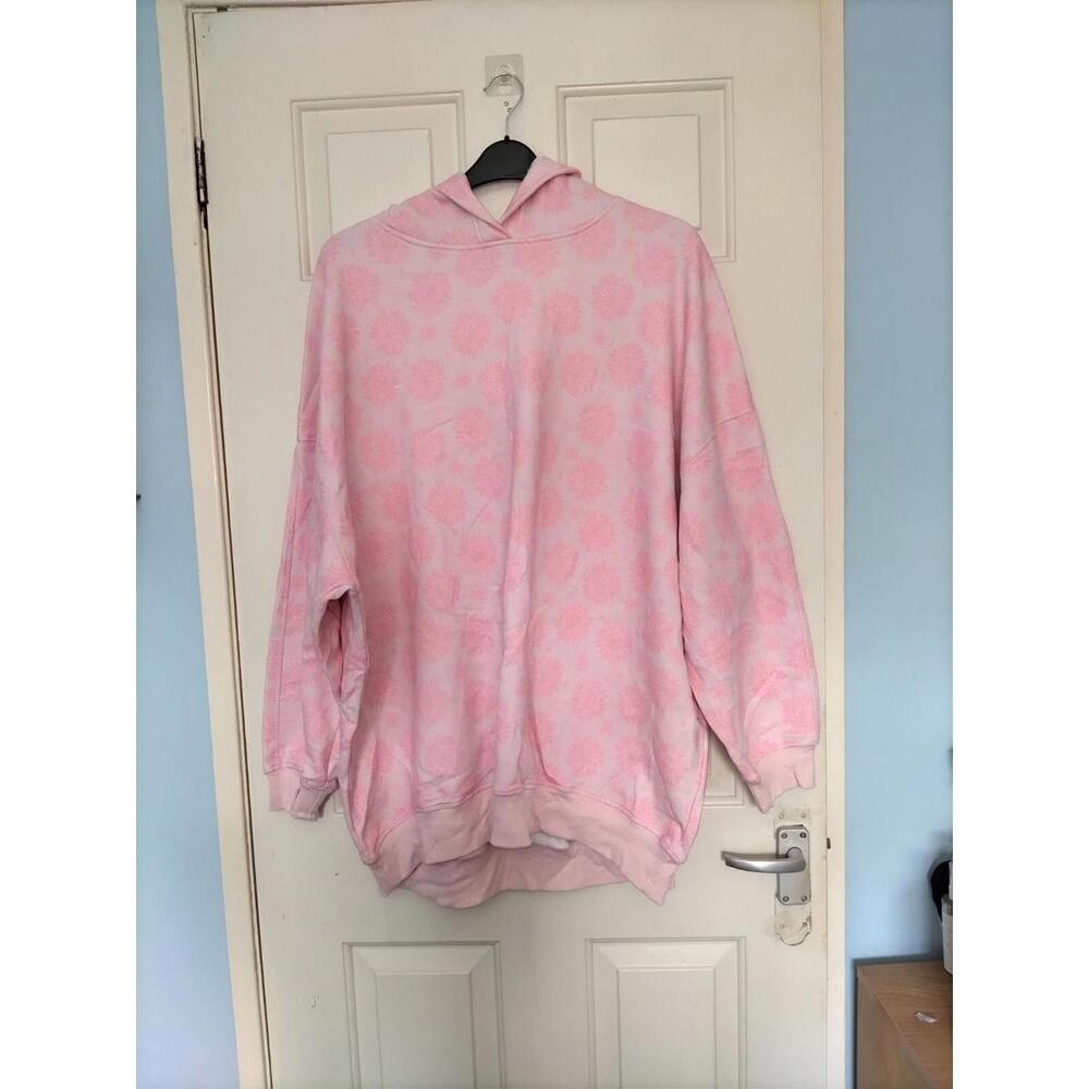 Size 16/18 (XL) Pink New Look x Anne Marie Hoodie